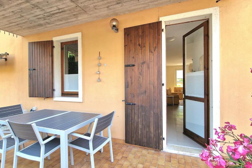 Europa Pool Apartment Bardolino Exterior photo