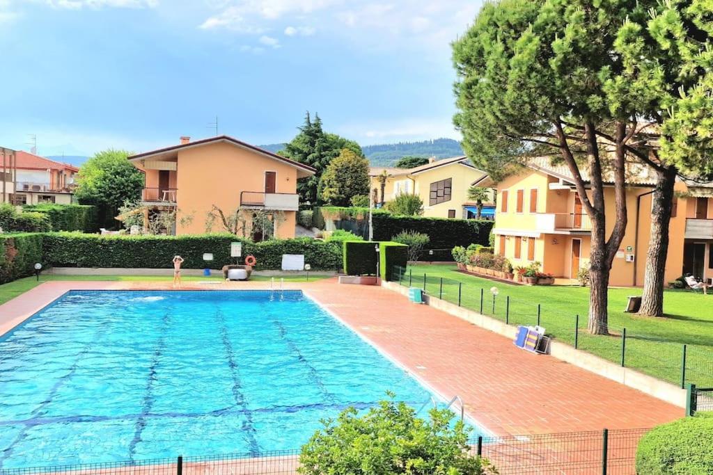 Europa Pool Apartment Bardolino Exterior photo